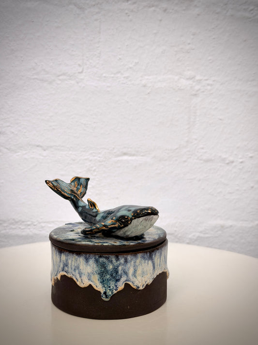 Whale keepsake Lidded Jewellery Box